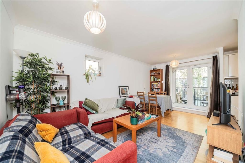 Property photo 2 of 7