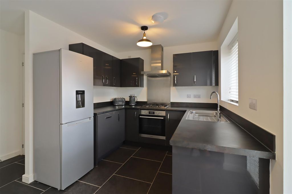 Property photo 3 of 21 Img_9351_1.Jpg