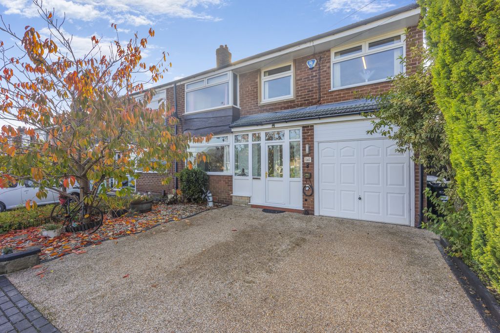 Property photo 1 of 22