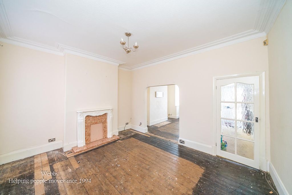 Property photo 3 of 31 Webbs-3.Jpg