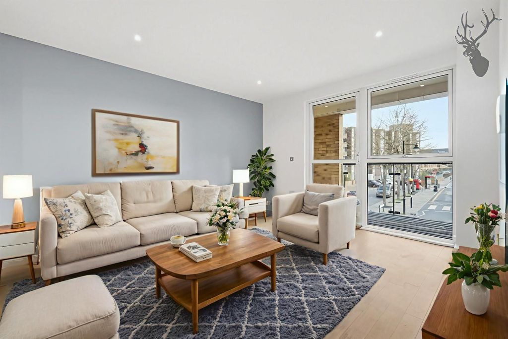 Property photo 2 of 12