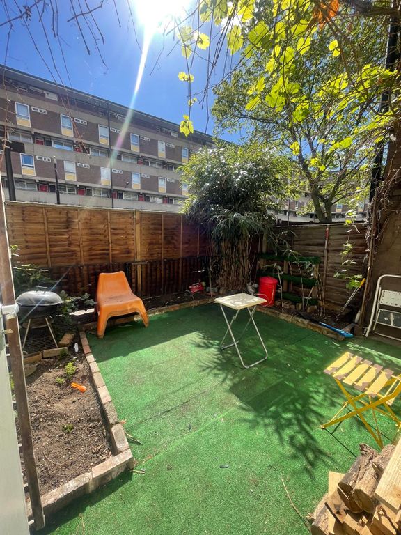 Property photo 3 of 11
