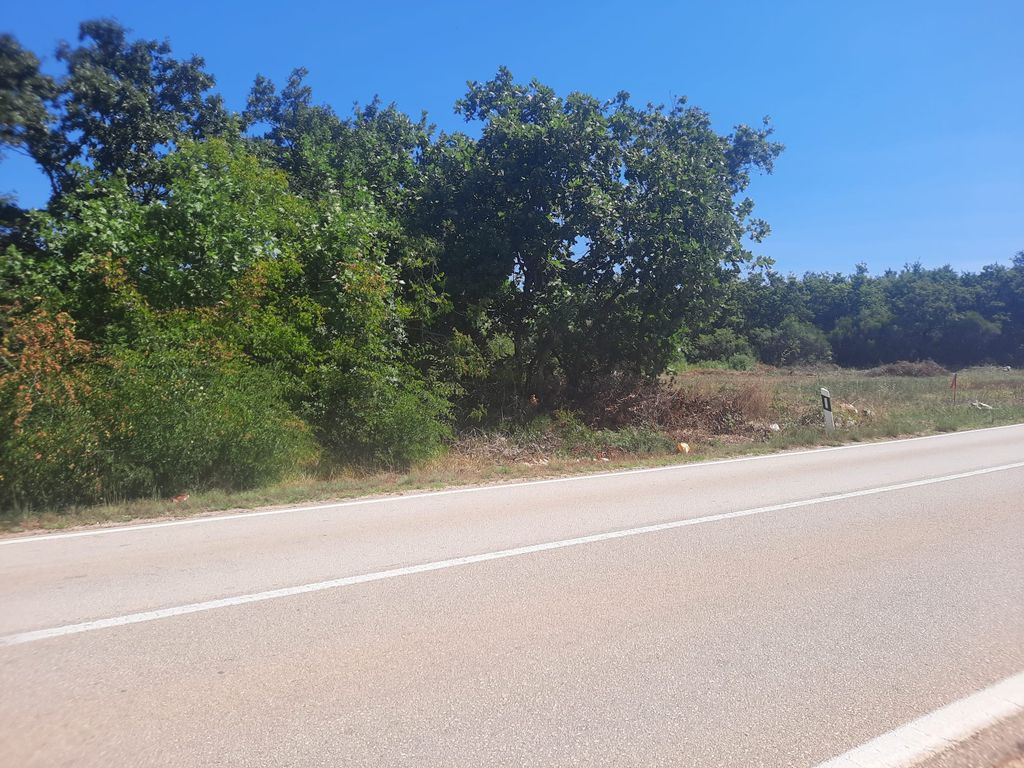 Property photo 3 of 5