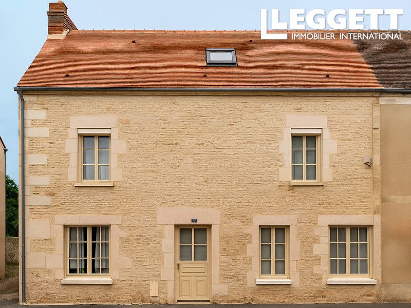 Property photo 2 of 10