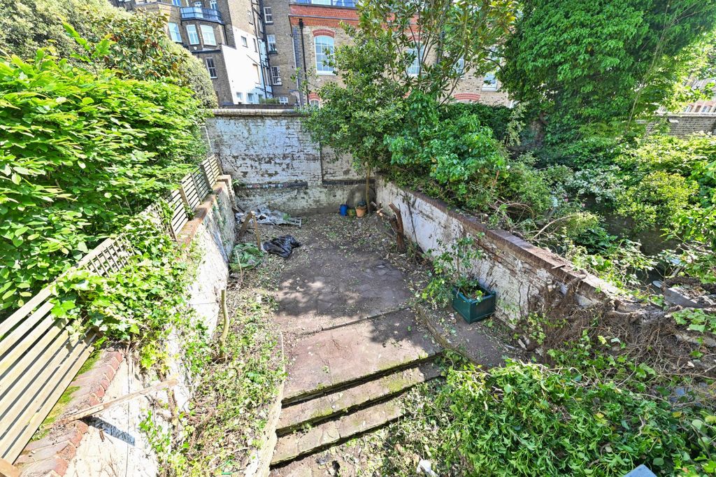 Property photo 2 of 4 Picture No. 06