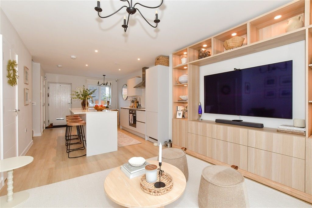 Property photo 2 of 17 Lounge/Diner/ Kitchen