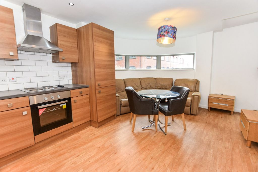 Property photo 1 of 17 Picture No. 14