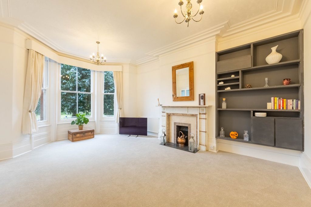 Property photo 2 of 7 Picture 2