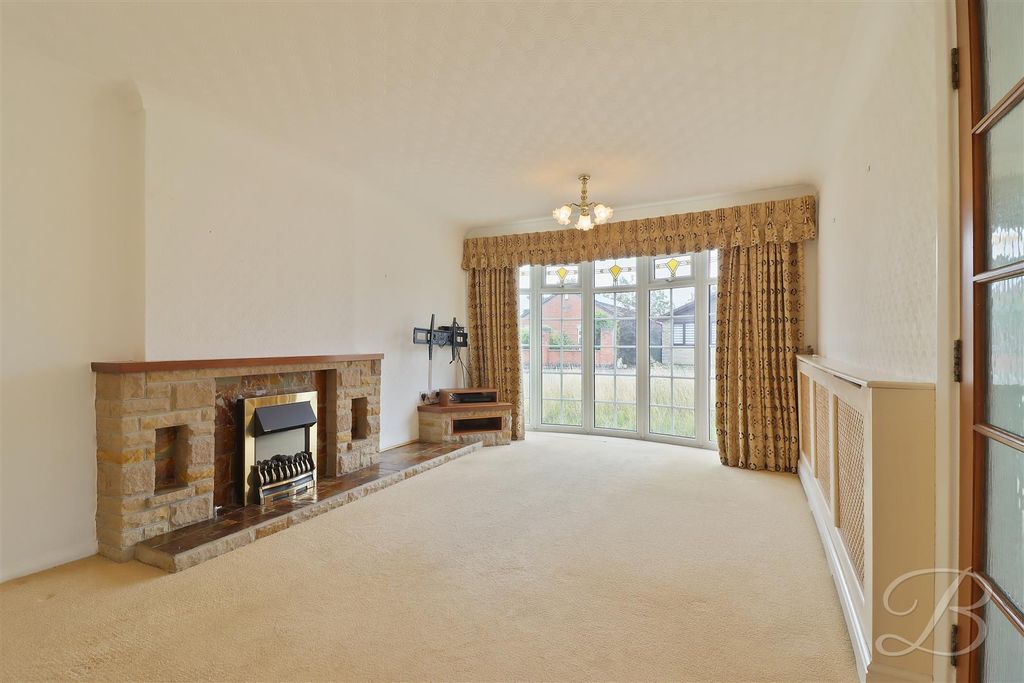 Property photo 3 of 19 Img_8167_1.Jpg
