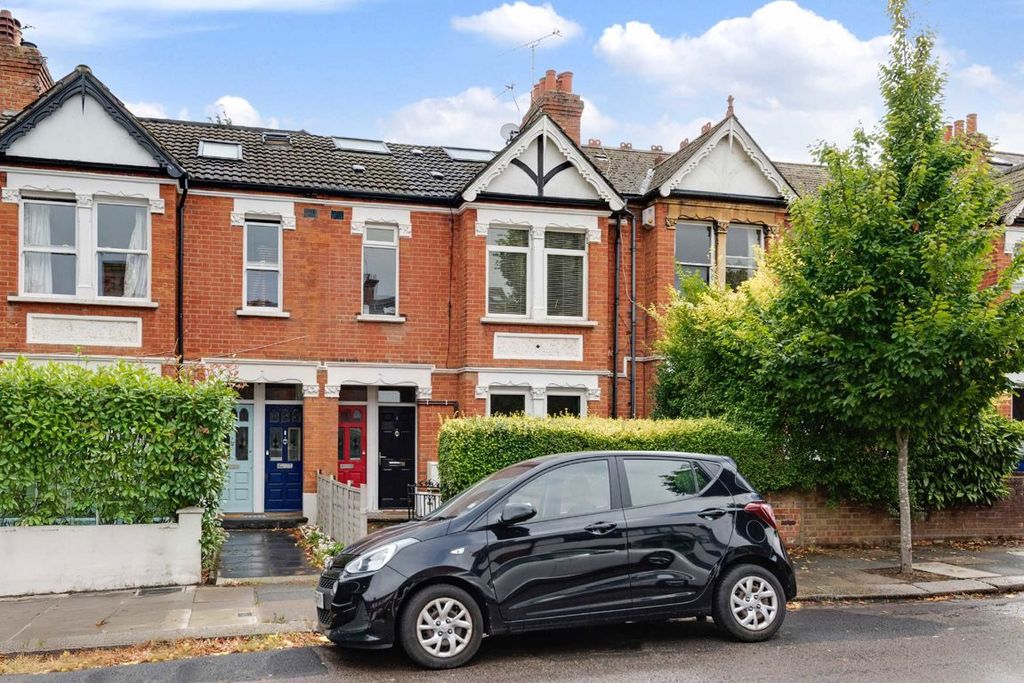 Property photo 1 of 7