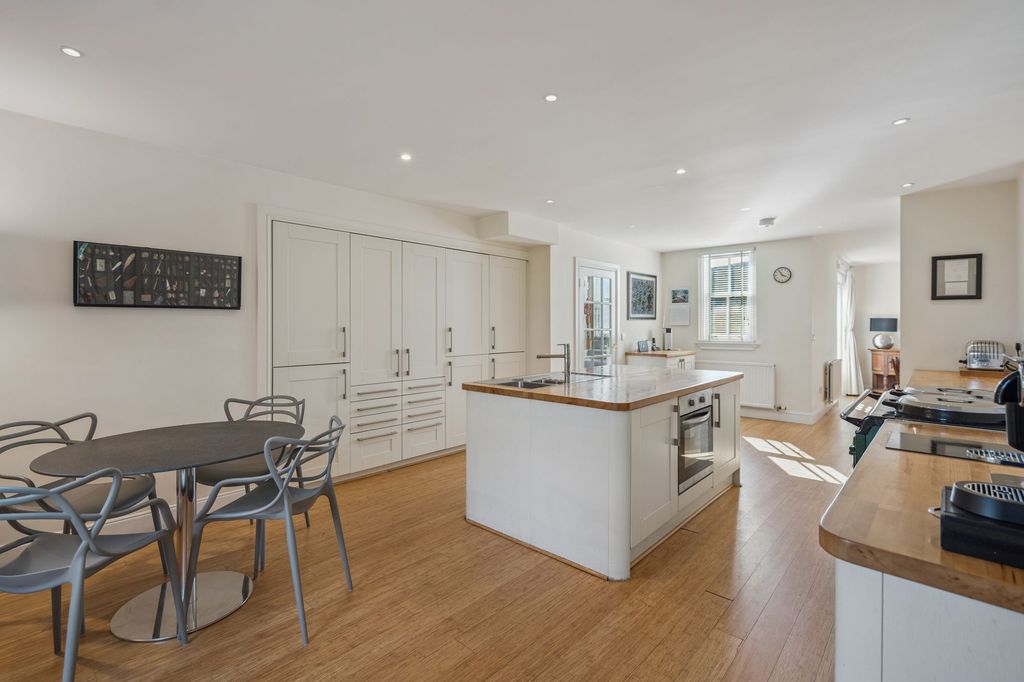 Additional image 8 of 5 bed detached house for saleCraigend House, Stirling FK7