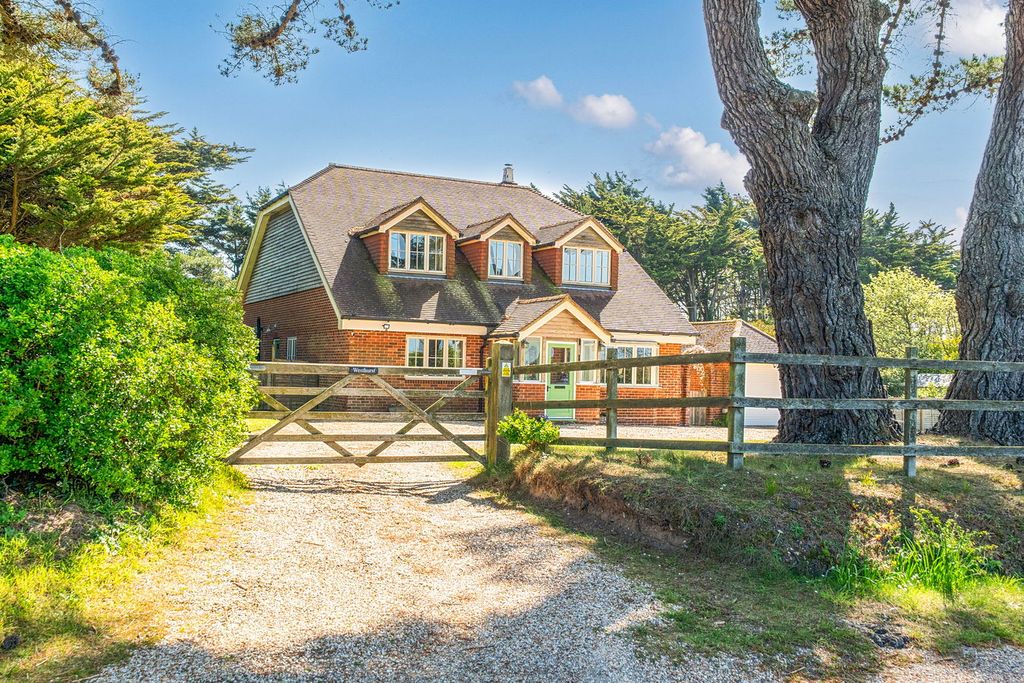 Property photo 1 of 38