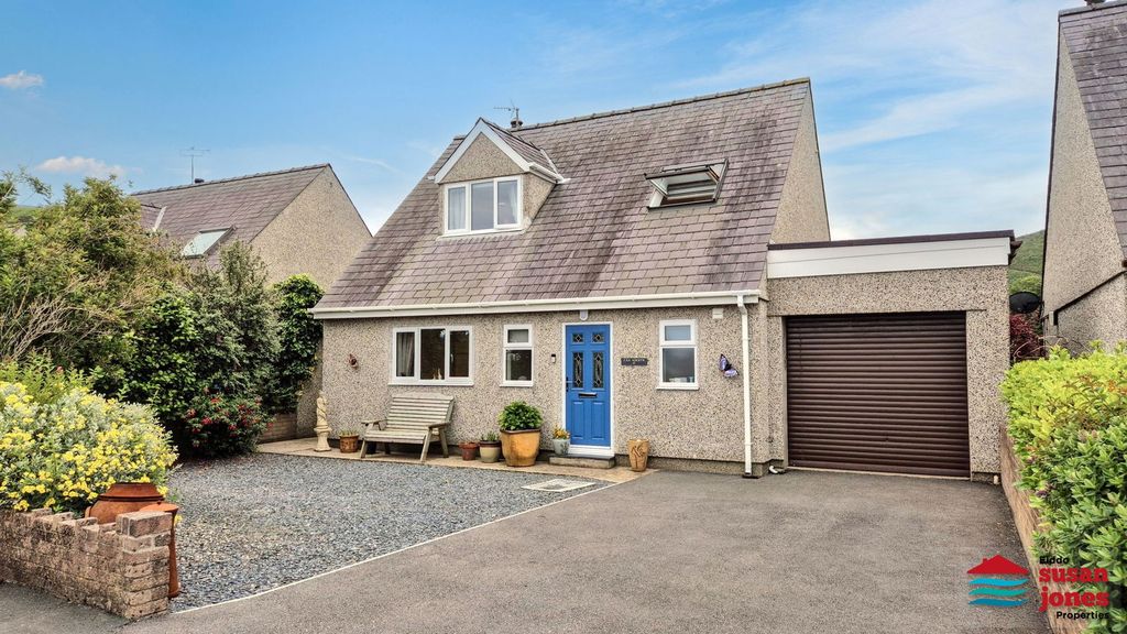 Property photo 1 of 22