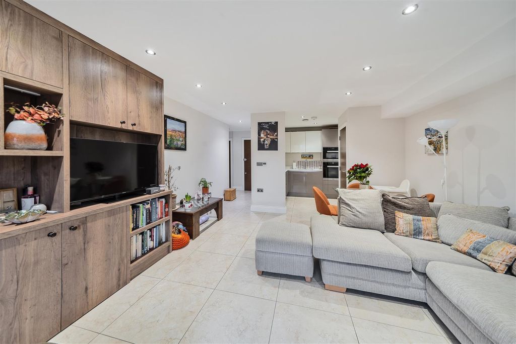 Property photo 3 of 17 Reception Room: