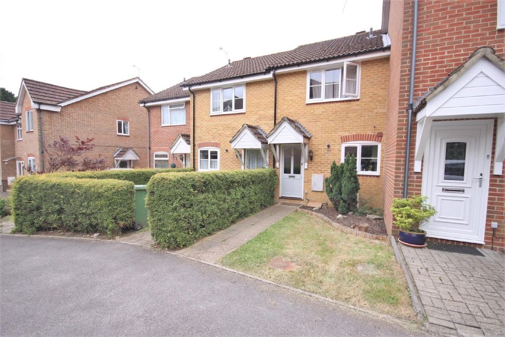 Property photo 1 of 8