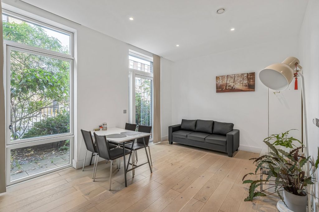 Property photo 1 of 9 1