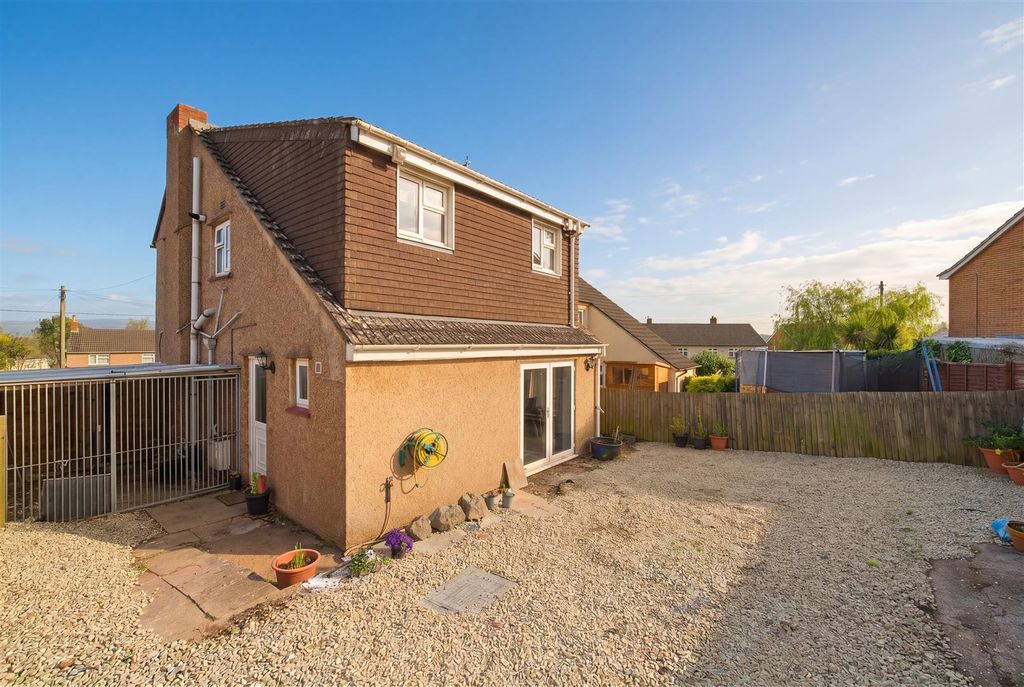 Property photo 1 of 19 Rear Garden