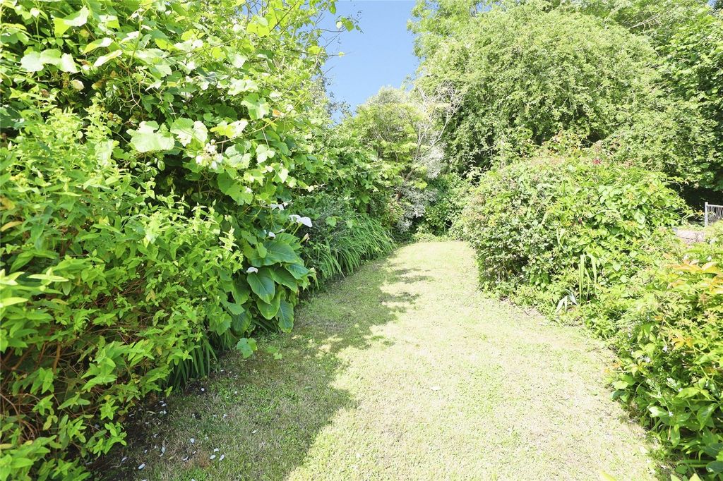 Property photo 3 of 23 Picture No. 04
