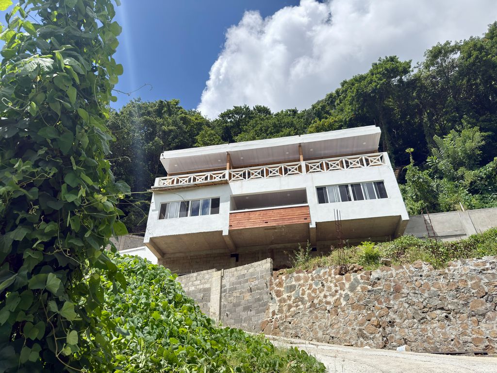 Property photo 1 of 24