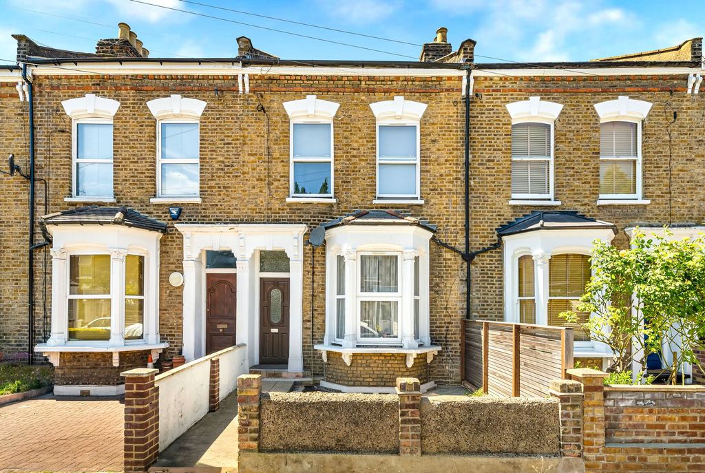 Property photo 1 of 7
