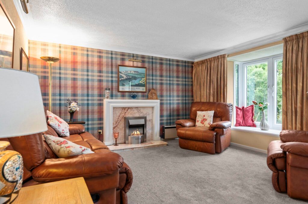 Property photo 2 of 24