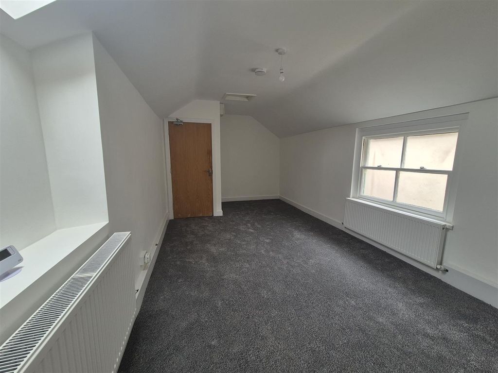 Property photo 2 of 8 20250717_114824.Jpg