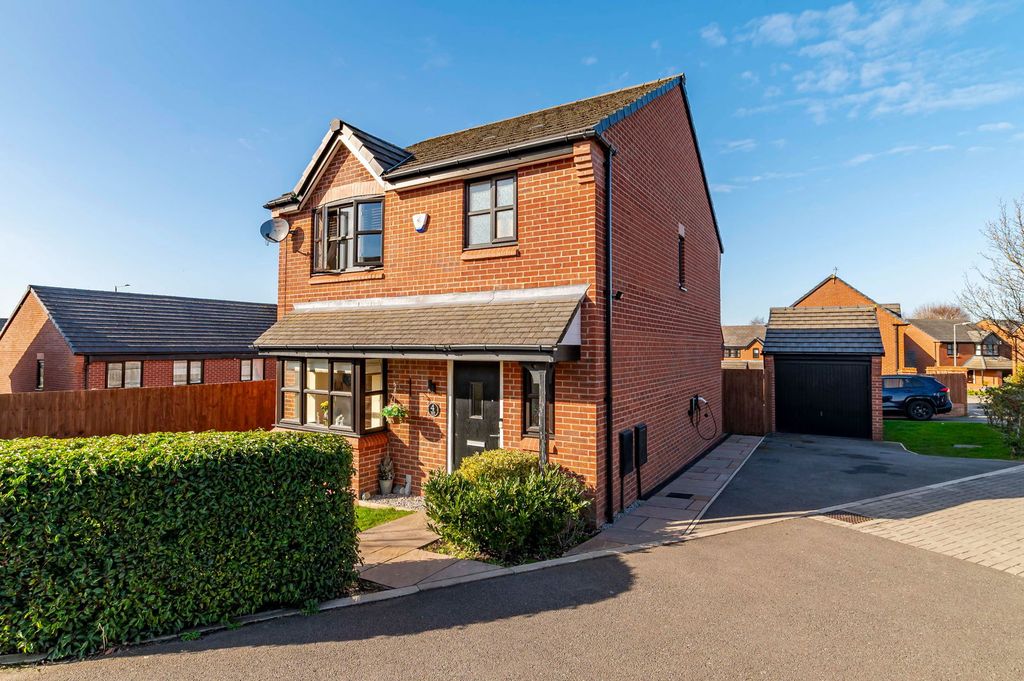 Property photo 1 of 22