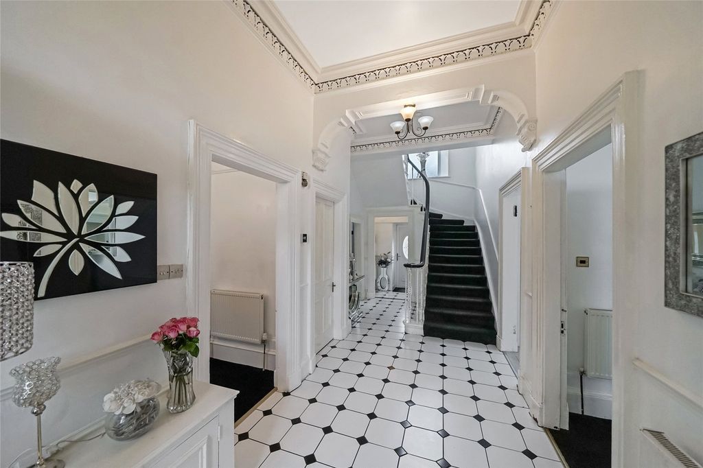 Property photo 3 of 41 Hallway