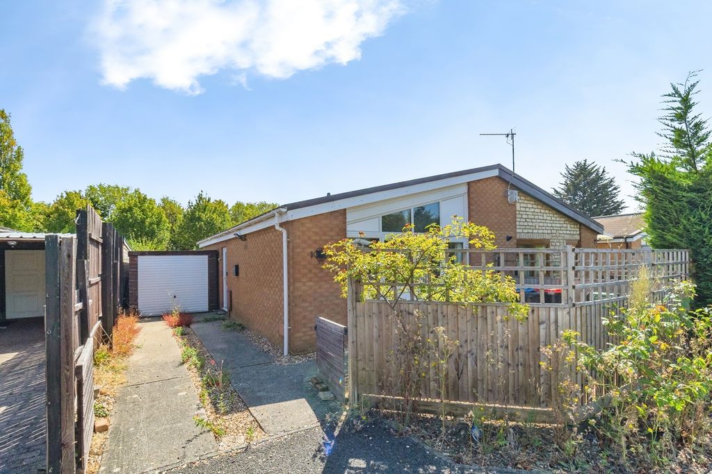 Property photo 3 of 17 Pbox-Img.Jpg