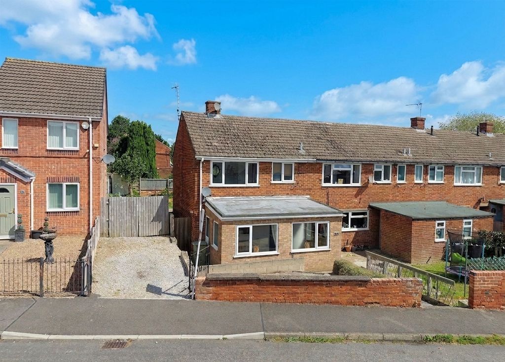 Property photo 1 of 25