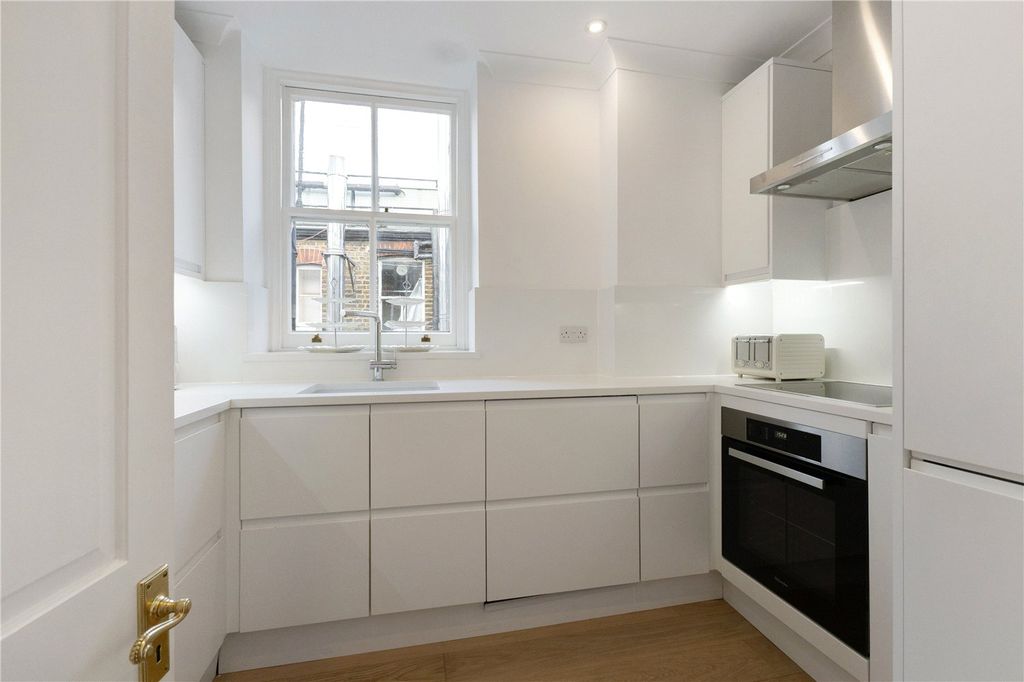 Property photo 3 of 11 Picture No. 07