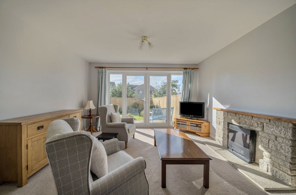 Property photo 2 of 14 Picture No. 08