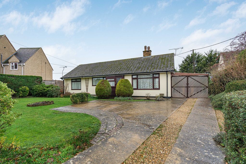 Property photo 1 of 18