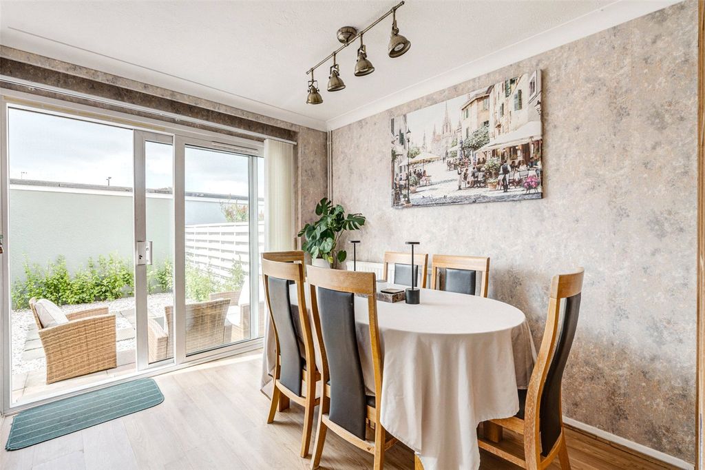 Property photo 3 of 19 Picture No. 22