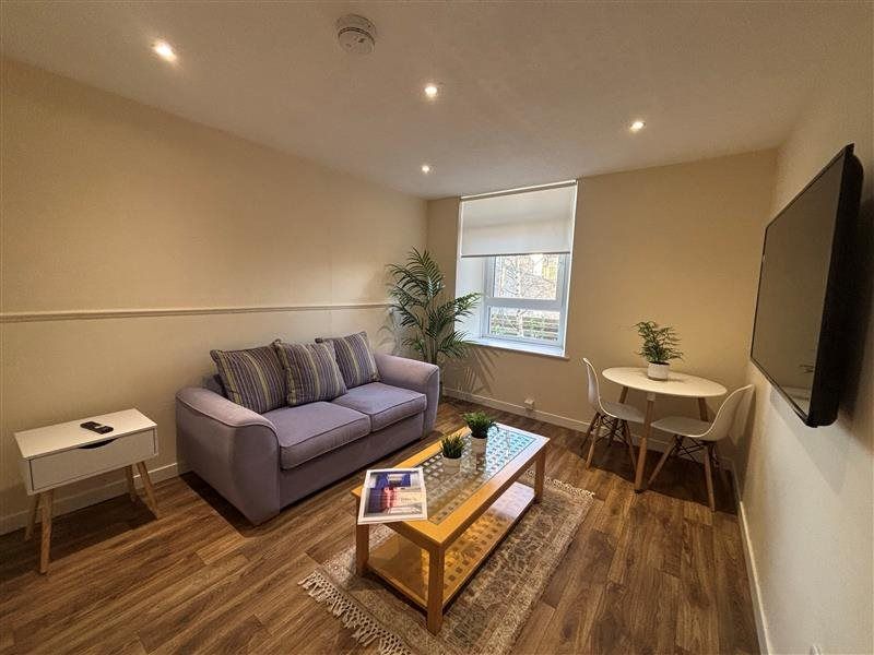 Property photo 1 of 5 22d686F7-2603-4114-9B06-6c7Cb56Bd737