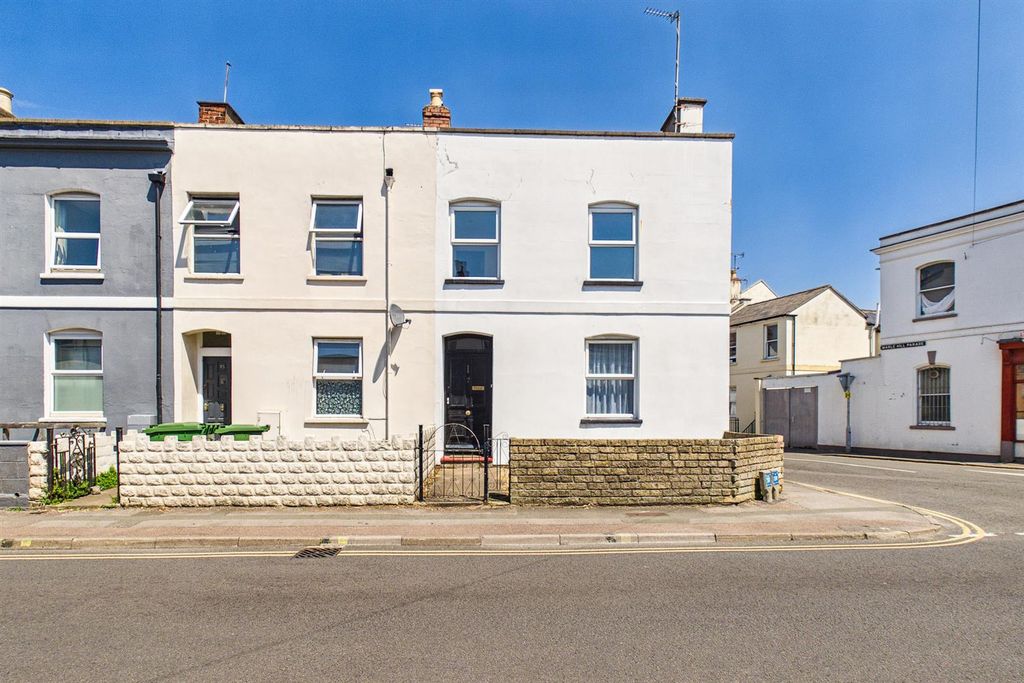 Property photo 1 of 33 13 St Pauls Road, Marle Hill, Cheltenham Gl50 4Es