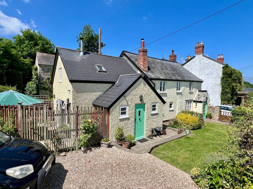 Property photo 1 of 30