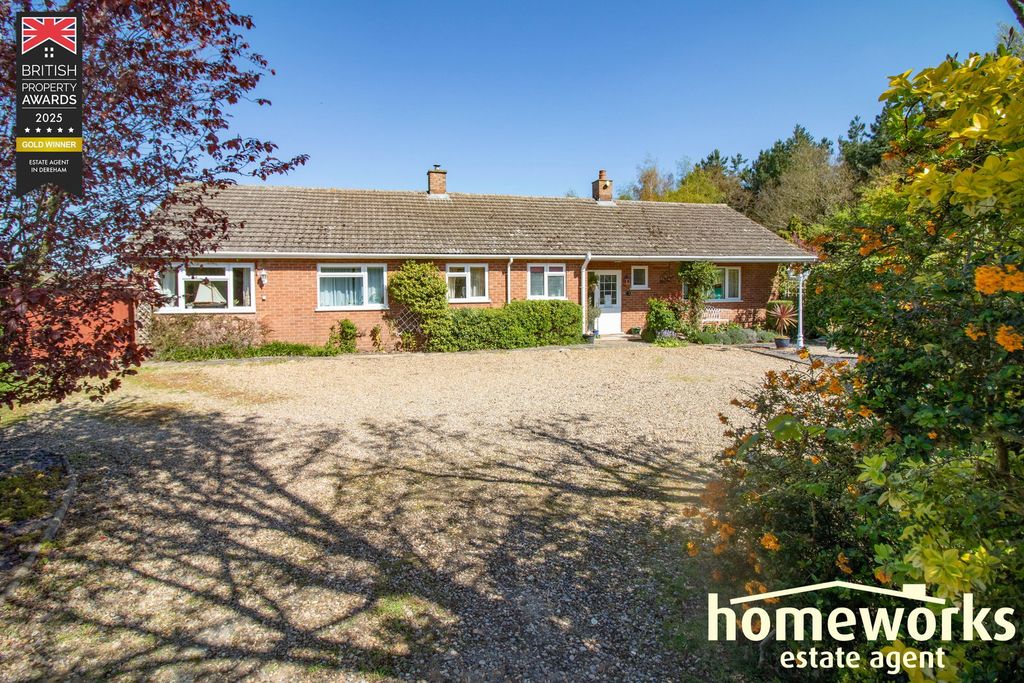 Property photo 2 of 27