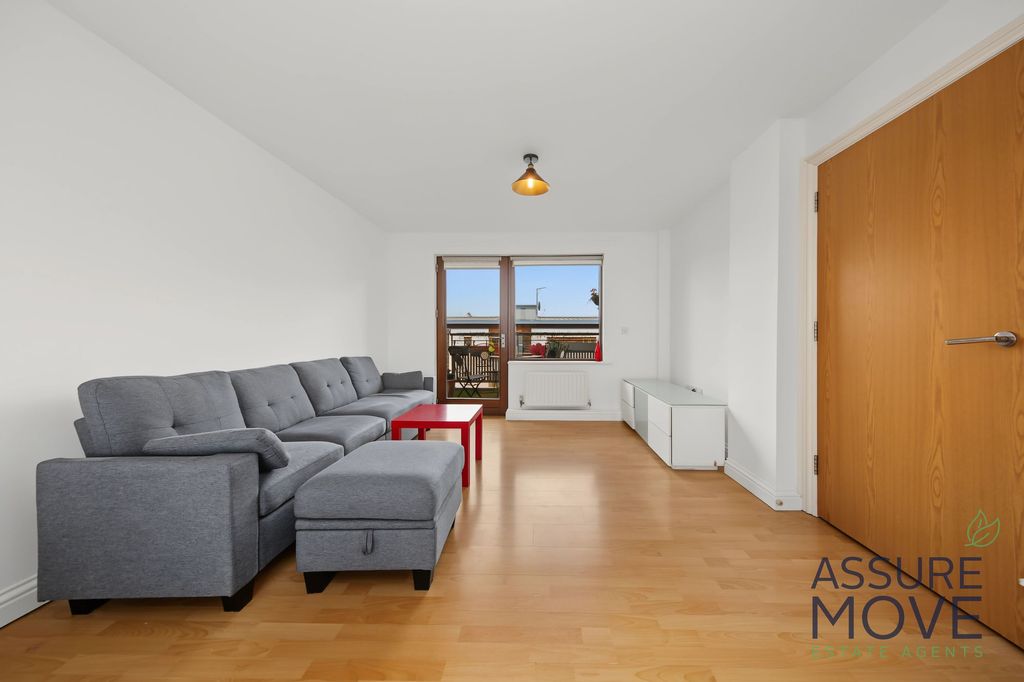 Property photo 2 of 12