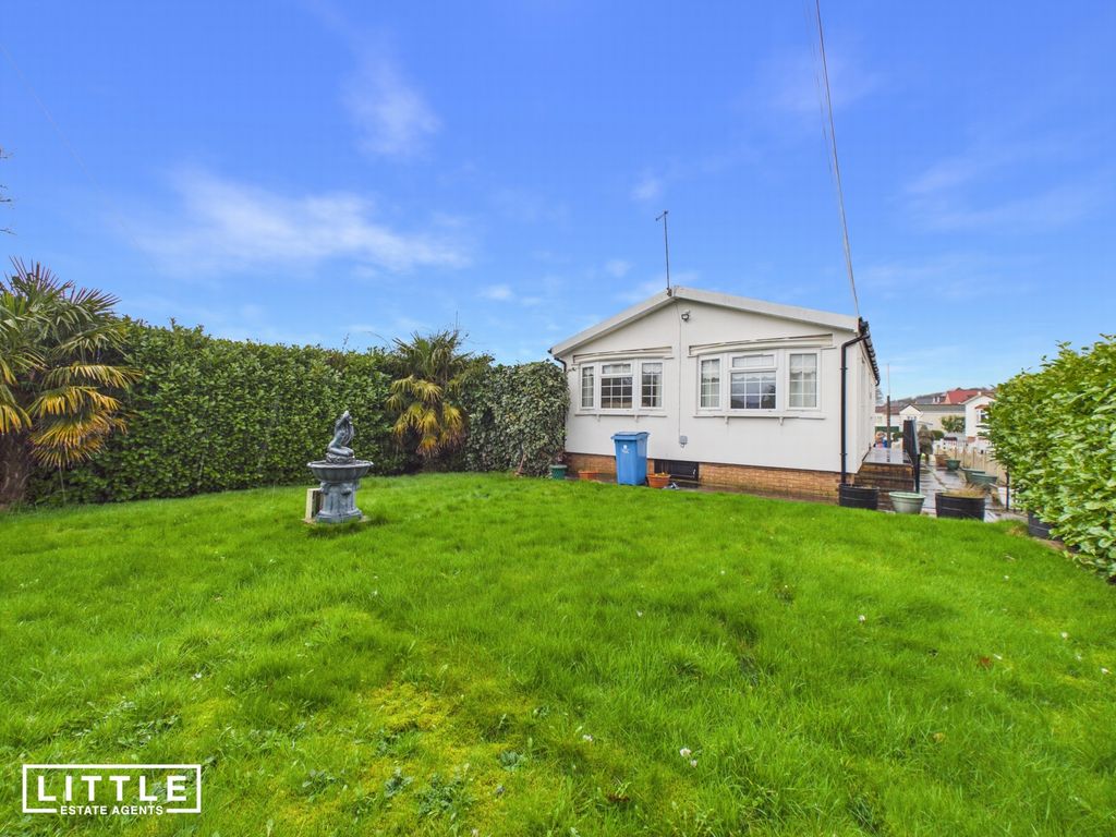 Property photo 1 of 18 Photo 14