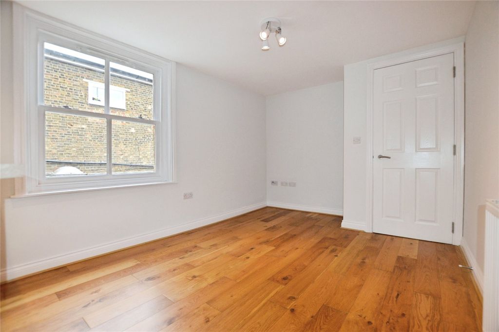 Property photo 3 of 7 Picture No. 05