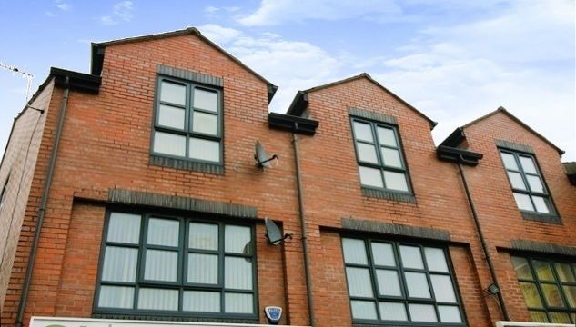 Property photo 1 of 12
