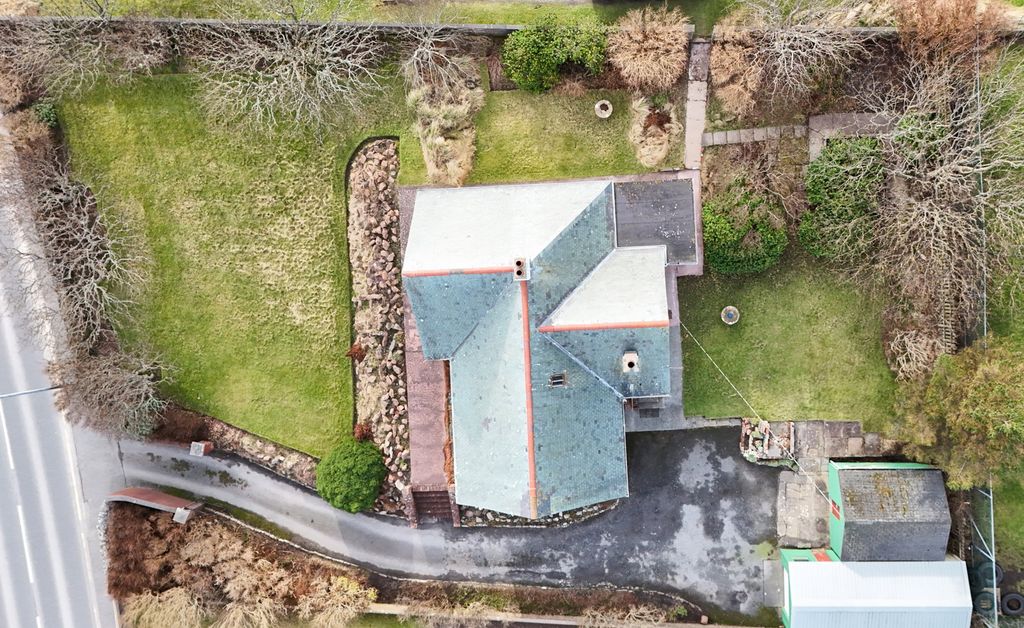 Property photo 3 of 50