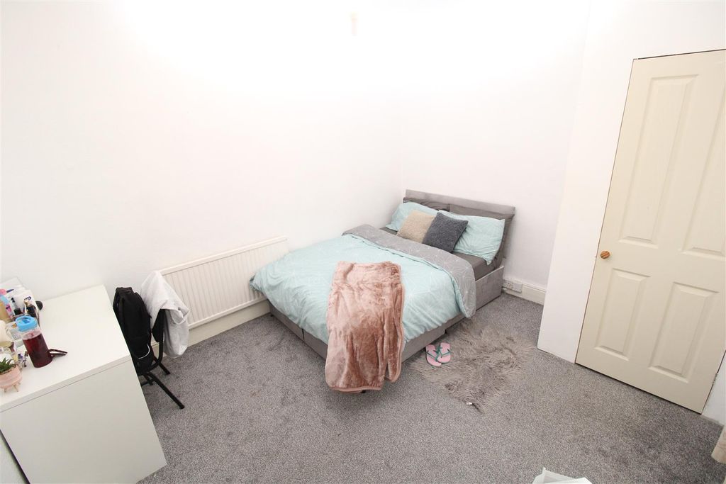 Property photo 1 of 5 125 Wood - Ffm 3.Jpg