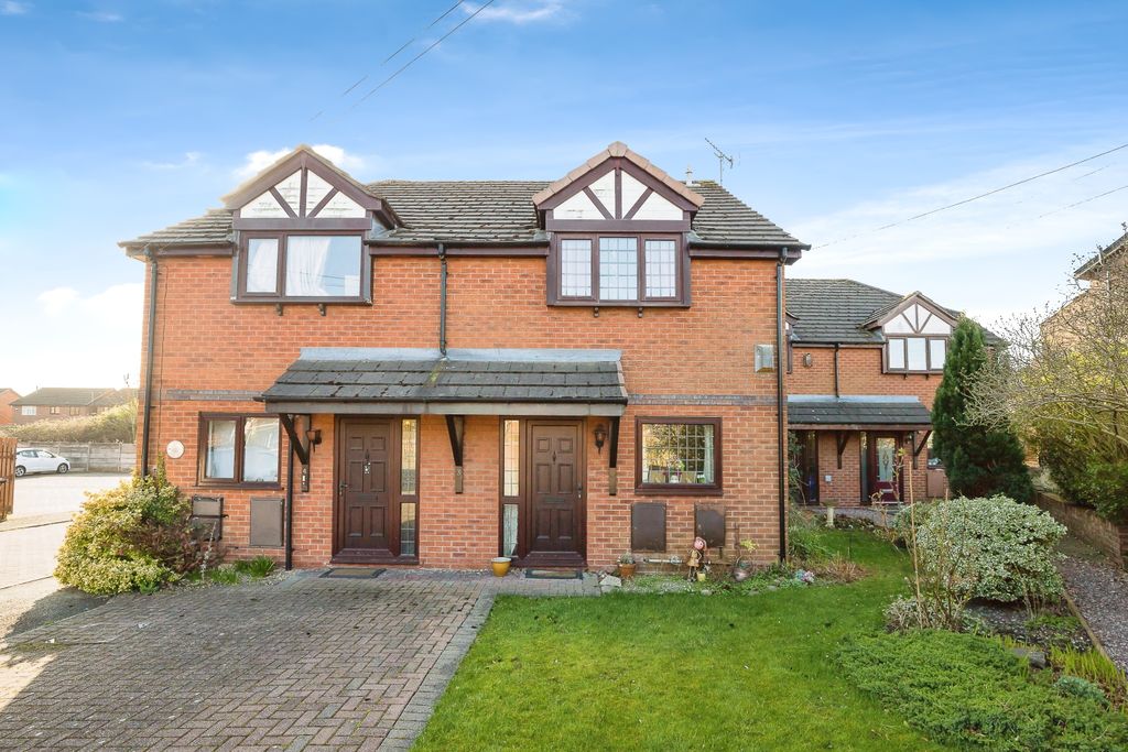 Property photo 1 of 9