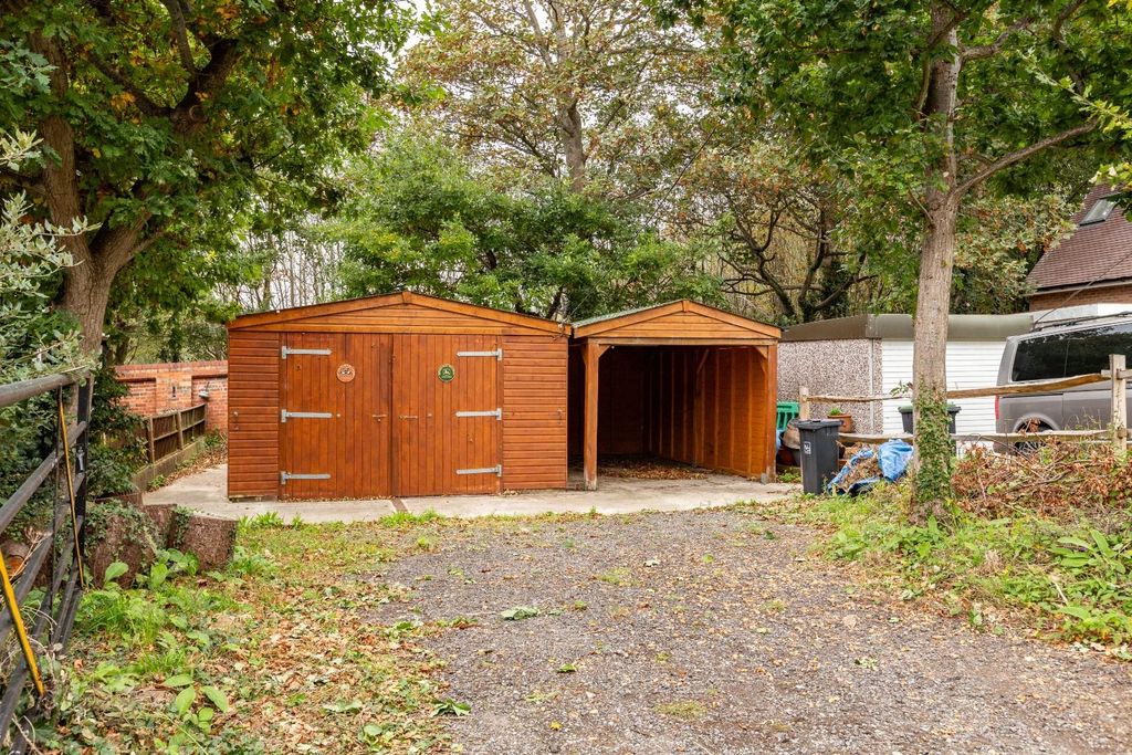 Property photo 3 of 21 Downside-21.Jpg