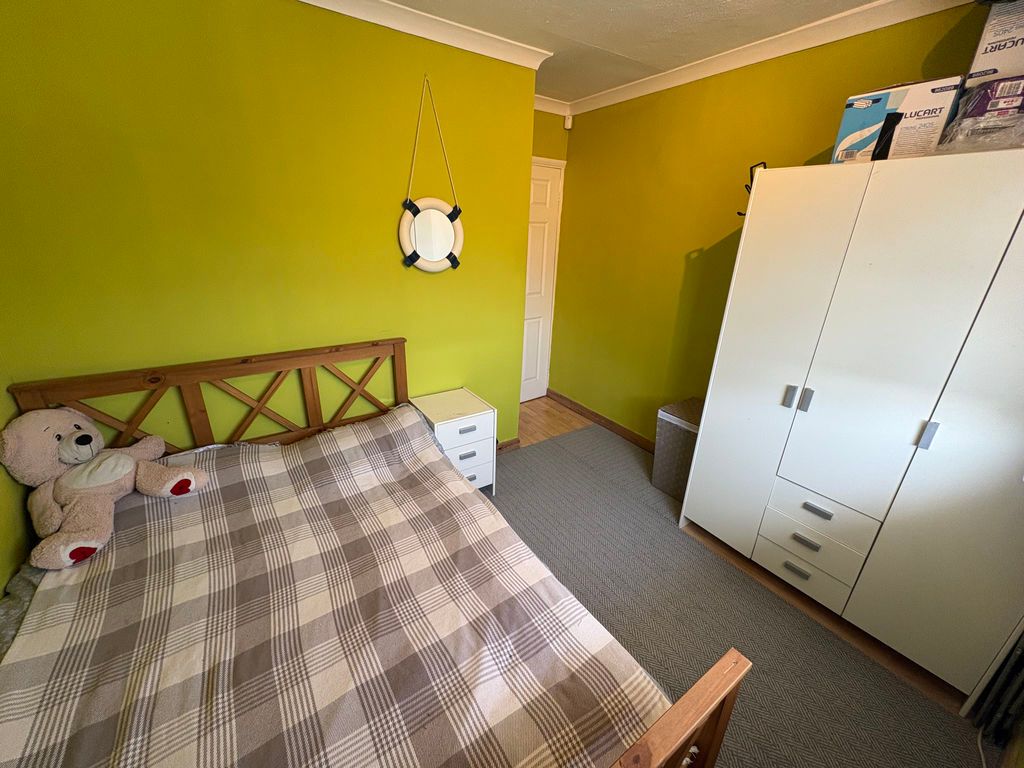 Property photo 3 of 11 Photo 6