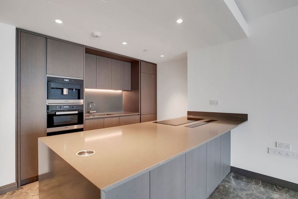 Property photo 2 of 30 5_Kitchen_Recepti...