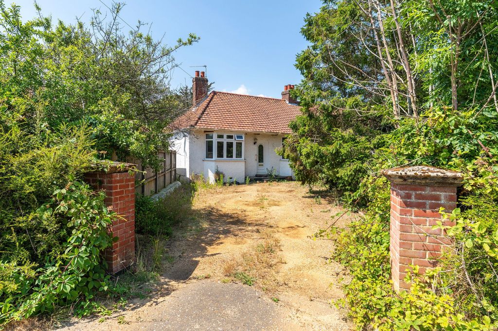 Property photo 1 of 16