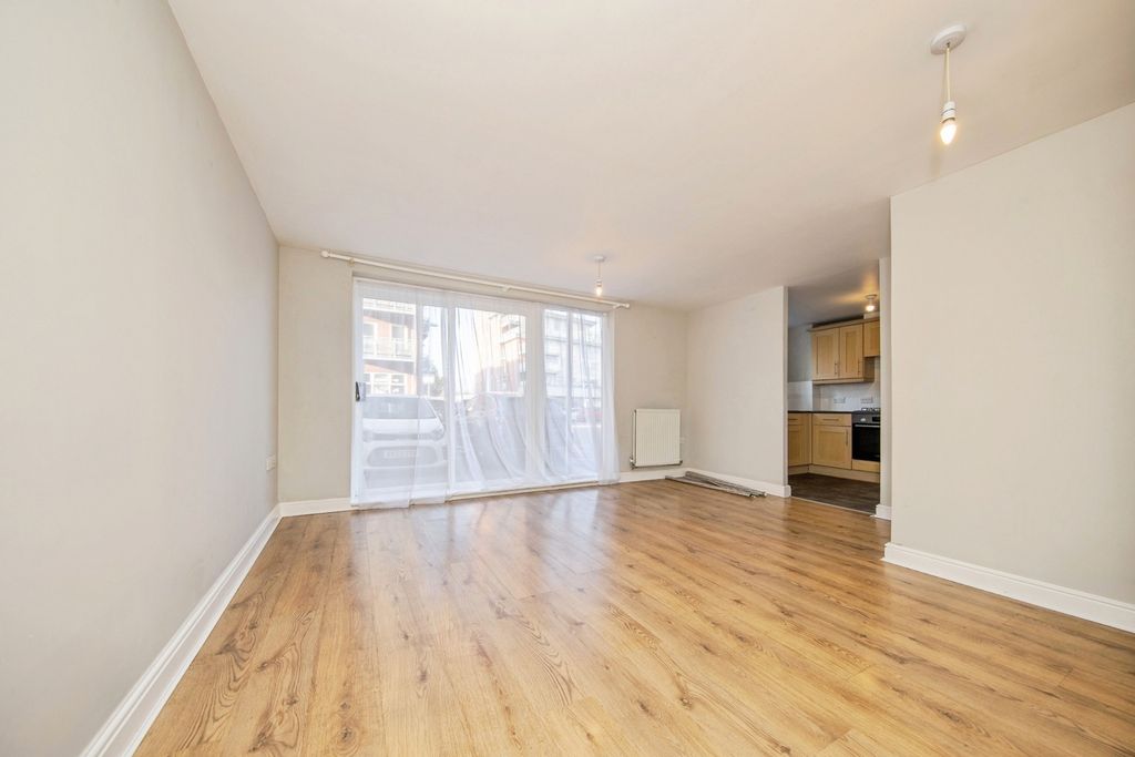 Property photo 2 of 12 Pbox-Img.Jpg